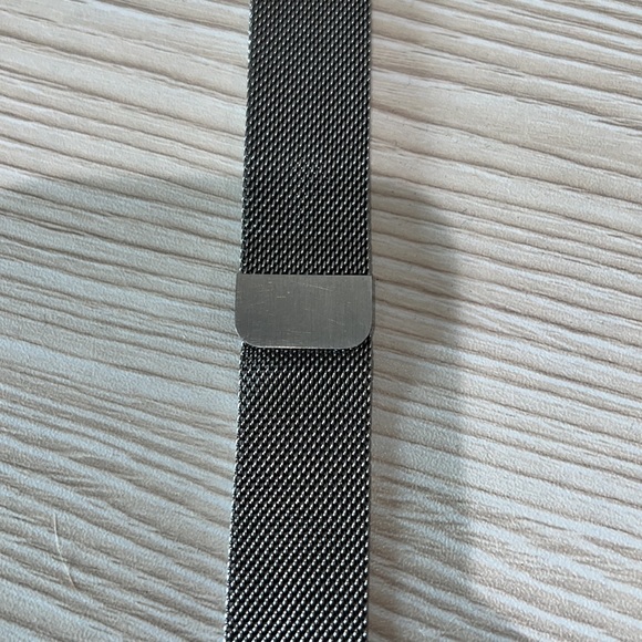 Mesh Apple Watch band - Picture 2 of 3